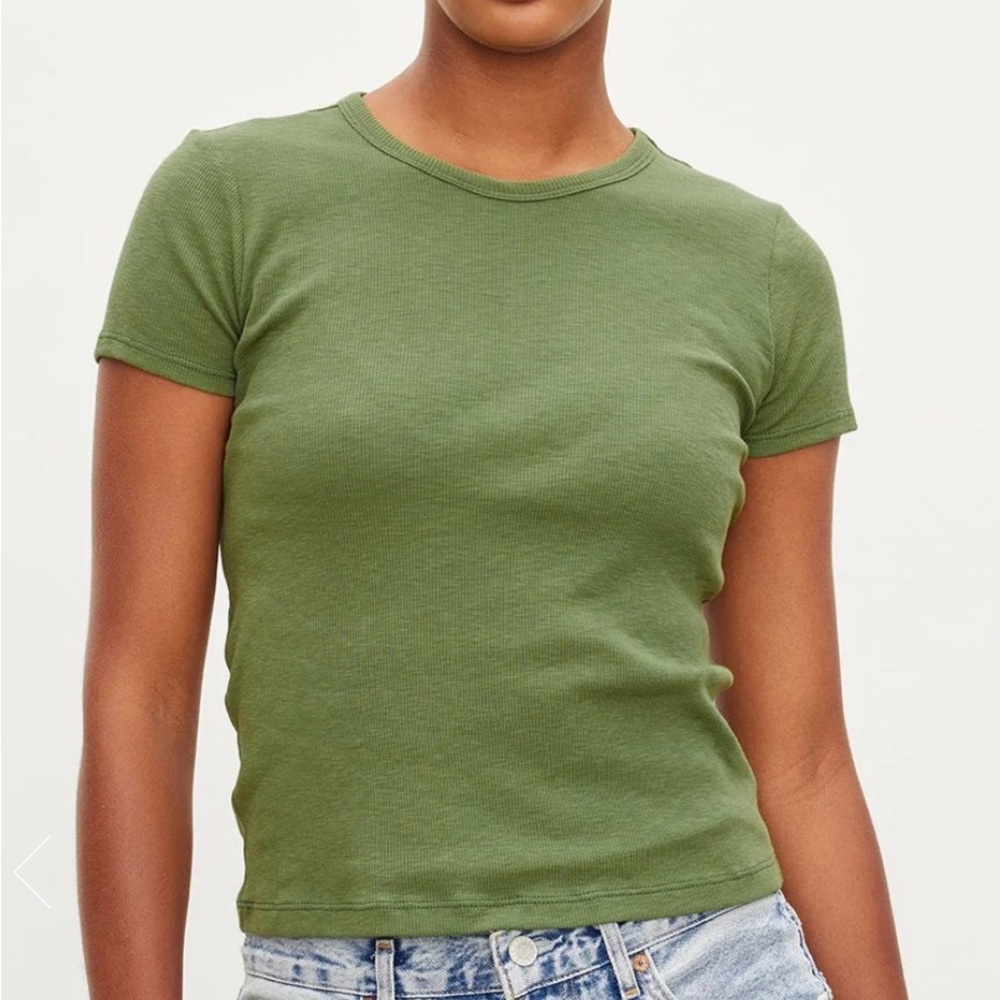 Velvet by Graham & Spencer Olive Short Sleeve Tee